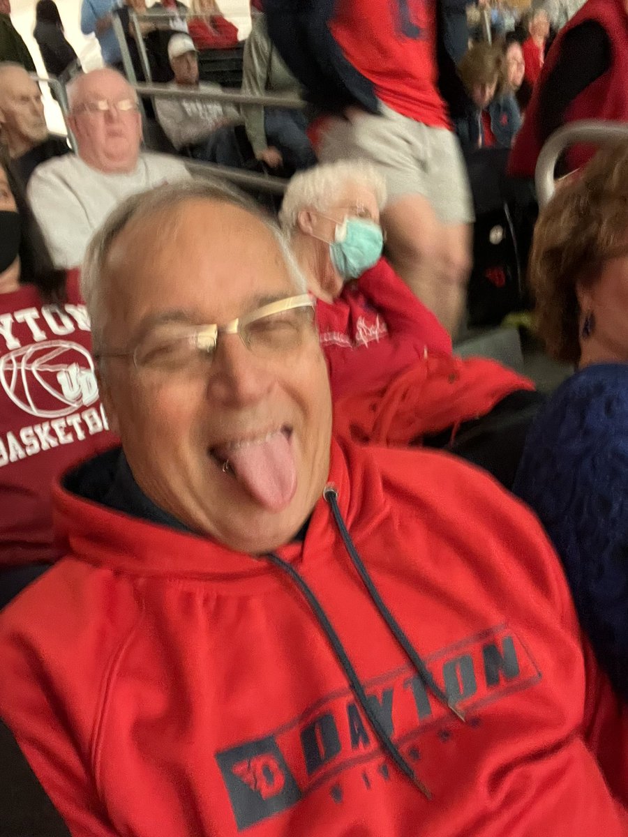 BigBob6290's tweet photo. Go Flyers  #dayton6th https://t.co/mZj4XIKjxQ