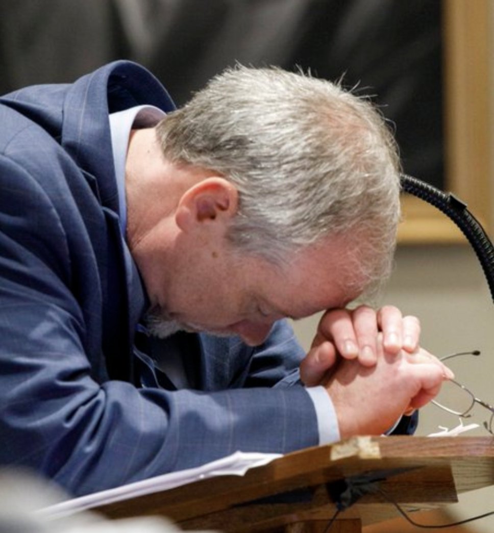 FormanLaw1's tweet photo. I think it's settled. Murdaugh's new charge is either 1) Obstruction of Justice or 2) Murdering Creighton Waters in Court, yesterday. #AlexMurdaughTrial https://t.co/ZT2RZSviMq
