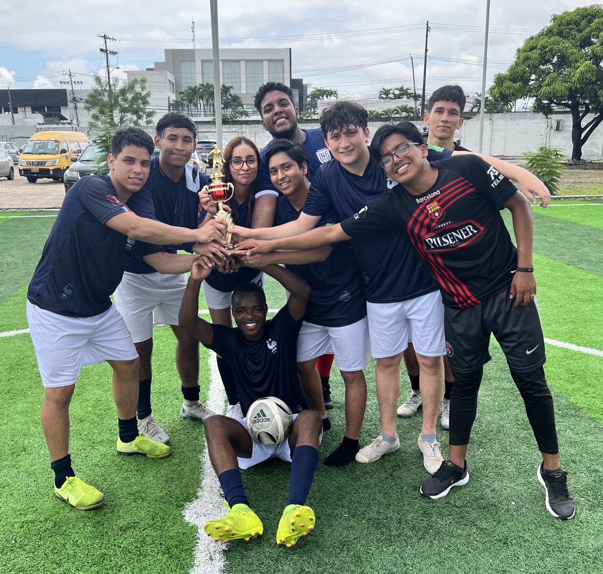 GIGFCAUG's tweet photo. Felicitaciones a los Campeones de la Categoría Futbol Masculino de 3er Semestre. Francia 🇫🇷
Campeonato Relámpago LGIG
📍#CienciasAdministrativas
📍#UniversidadDeGuayaquil
📍#Guayaquil #Ecuador
📍#LGIG #LGIGFCA #UG
📍#NoticiasUG #SoyFCAUG
📍#OlimpiadasLGIG https://t.co/juZF62p01K