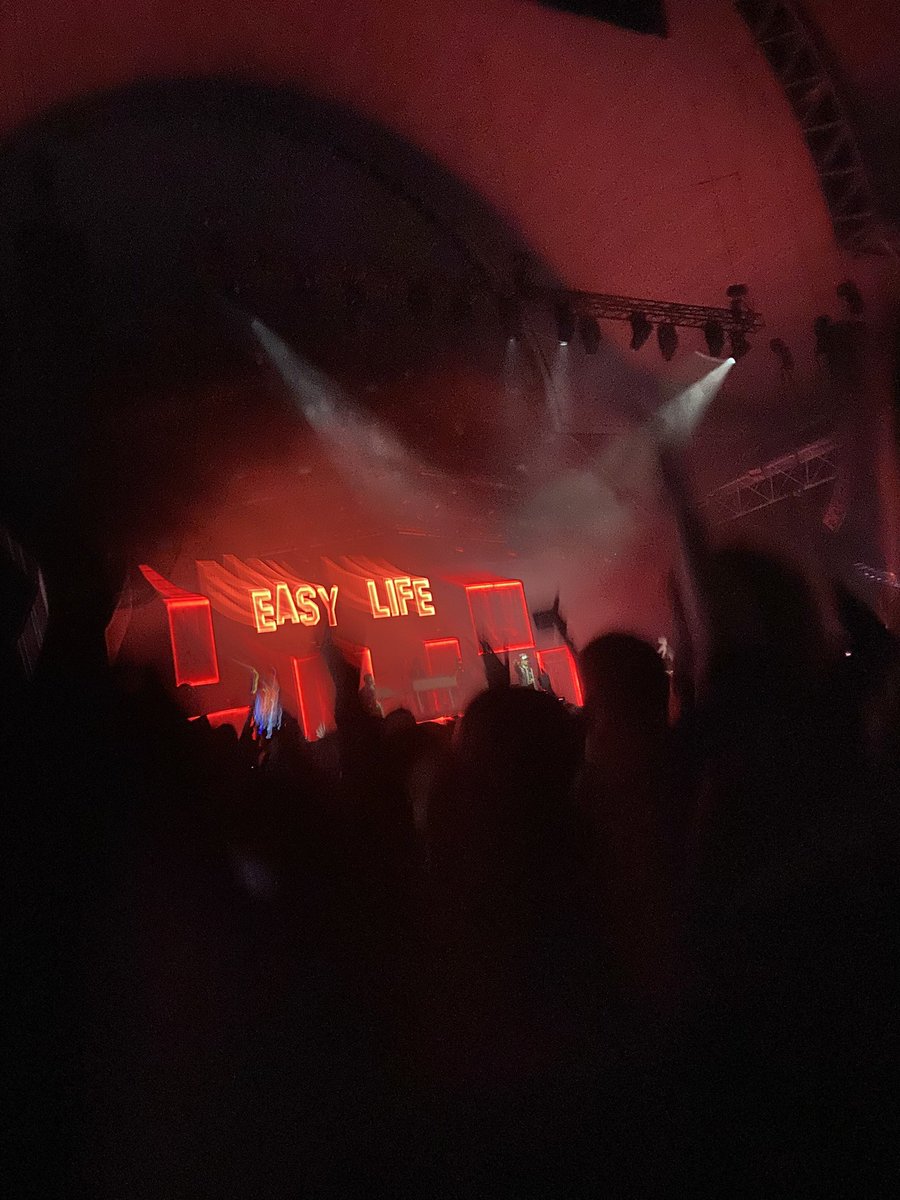 Mateeeee <a href="/easylife/">easylife</a>  you NEVER fail, best night ever!!! PS Sam you made me bawl, I literally love you all so much ♥️