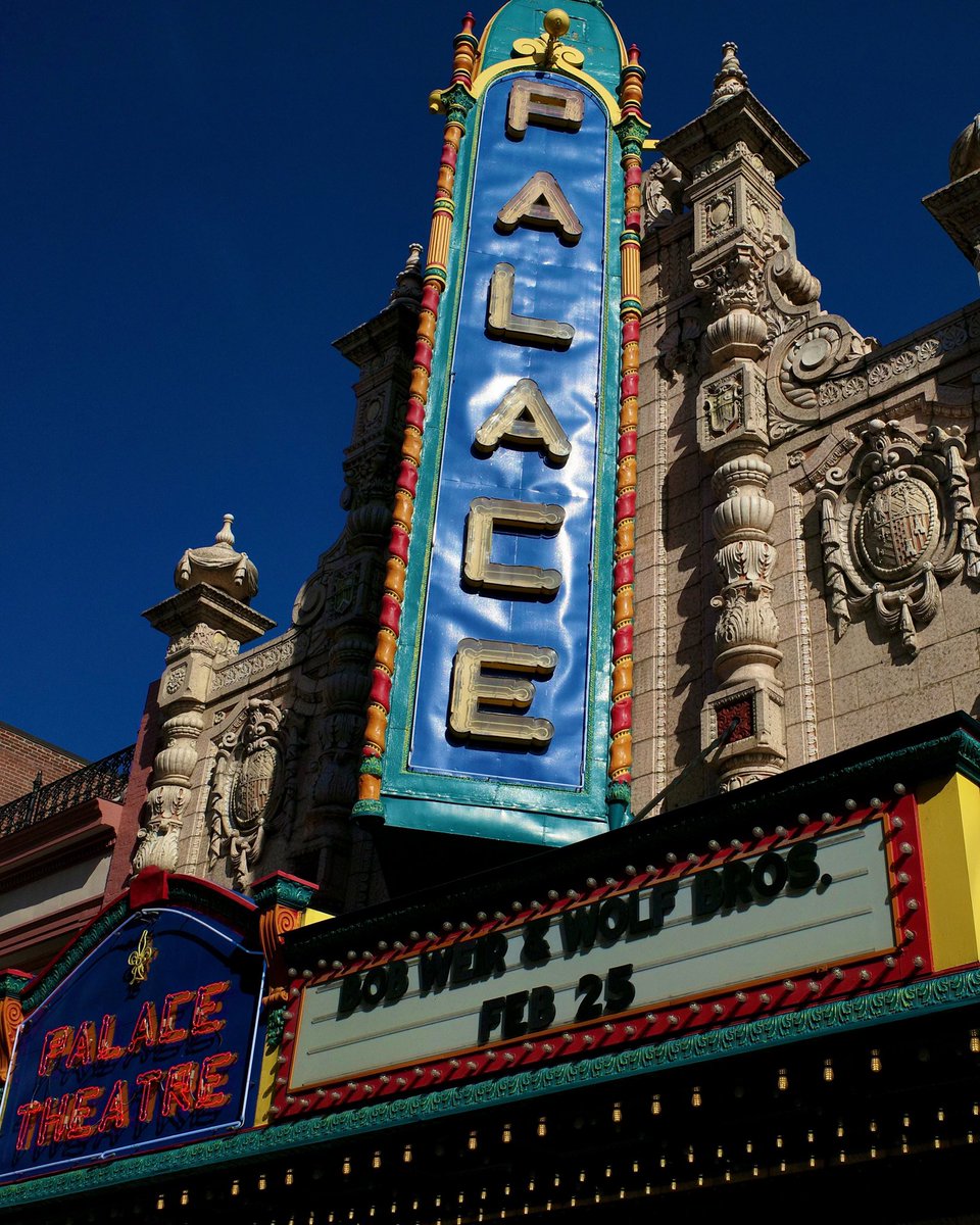 Louisville, here we go! One hour until showtime…Listen to the free live audio simulcast over on <a href="/NugsNet/">nugs</a>’s YouTube at 7:30pm ET. bit.ly/3ECPYyO 🐺🚀

📸: <a href="/SwitzMagic/">Brian Switzer</a>
