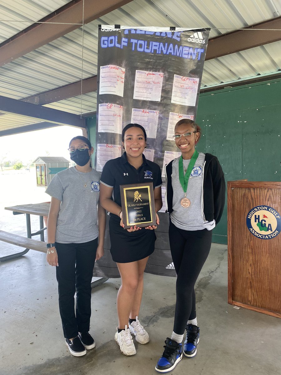 DekaneyG's tweet photo. As we enter the last couple tournaments before Districts, some amazing strides are being made on the links ⛳️ Let’s go!! #theyplaygolf #wildcatsontheprowl @Dekaneywildcat @ajacinto3 https://t.co/lIlohupLHO