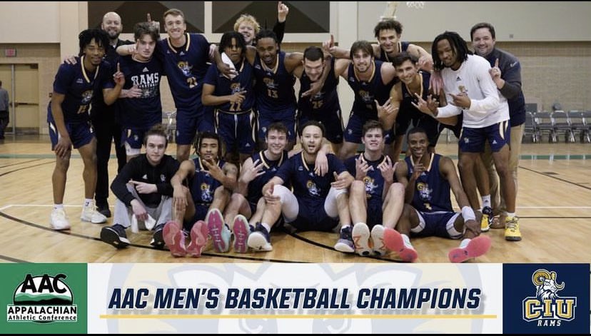 JamesDavis1k's tweet photo. AAC CHAMPS!!! 🔥🔥 https://t.co/nEXLsQ0Gsn