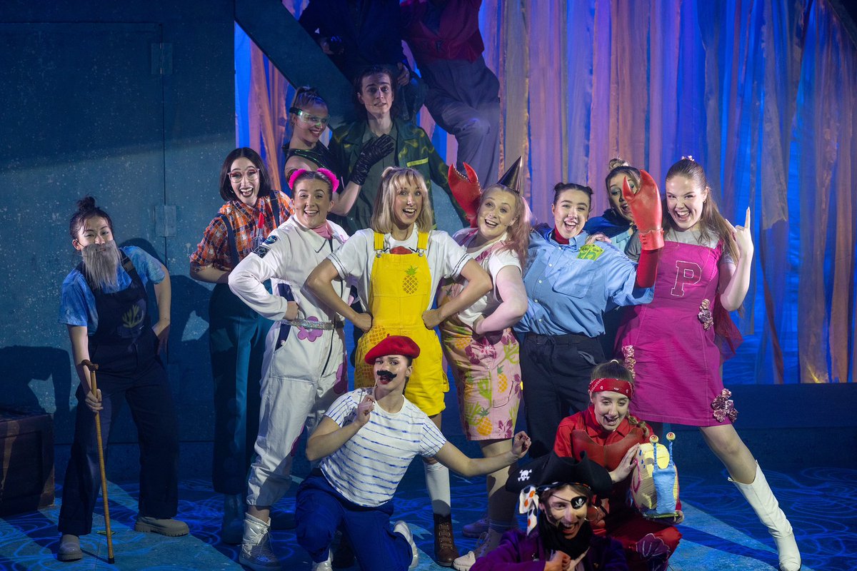 Watching this lot try not to tear up as they sing Best Day Ever had me gone 😭 (for the 4th time this evening). I’ll follow up with big thank you’s and well dones tomorrow but for now I just got to say, these students are stunning.