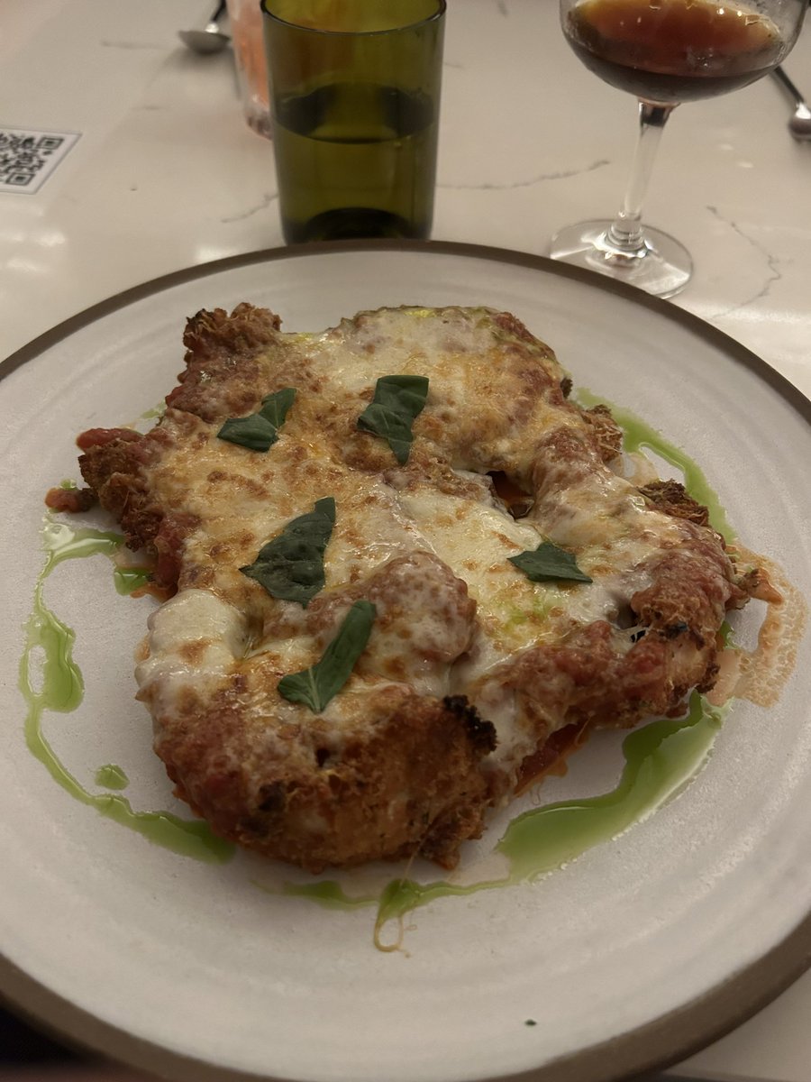 GDApessos's tweet photo. @Buccigross Chicken Parm @ Fish Nor Fowl in Pittsburgh. Your thoughts https://t.co/faCX5ehcjQ