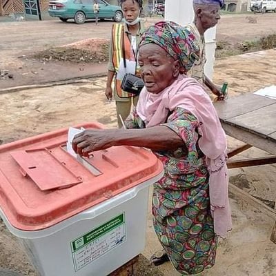 Rayyan_Tukur's tweet photo. Ga insecurity, Ga sata ga yinwa, ko yi failing ko zo ko kaushe kayanku 😴. 

#NigeriaDecides 
#AtikuOkowa2023 
#AtikuOrganizingforAction https://t.co/X64L1LViXQ