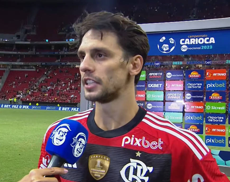 joaodoresenha's tweet photo. "O mais importante é colocar na cabeça que a gente precisa ser um time COLETIVO. Temos jogadores de mta qualidade, mas só qualidade não entra em campo. Se não correr, não se dedicar, não deixar a vida dentro de campo, não vamos conseguir nossos objetivos. Precisamos suar sangue" https://t.co/n5NXxA7fD9