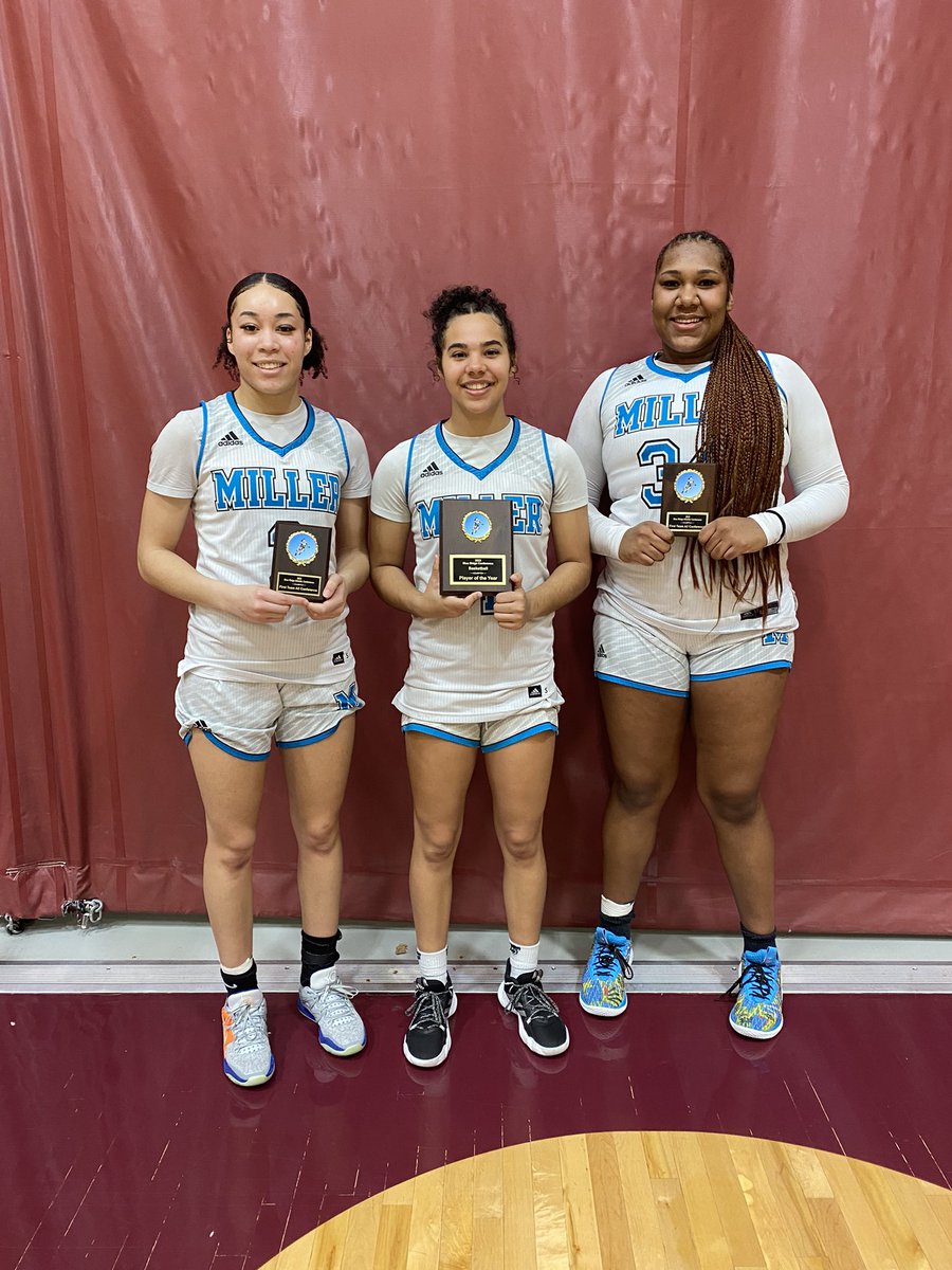 Congrats to the Lady Mav’s! 

BRAC All Conference Team

🏆Player of the Year: Presleigh Braxton <a href="/presbraxton12/">Presleigh Braxton</a> 
🏆Coach of the Year: James Braxton

1st Team

Alary Bell <a href="/alarybell2023/">alarybell</a> 
Presleigh Braxton 
Brooklin Ingram <a href="/BrooklinIngram/">Brooklin Ingram</a>