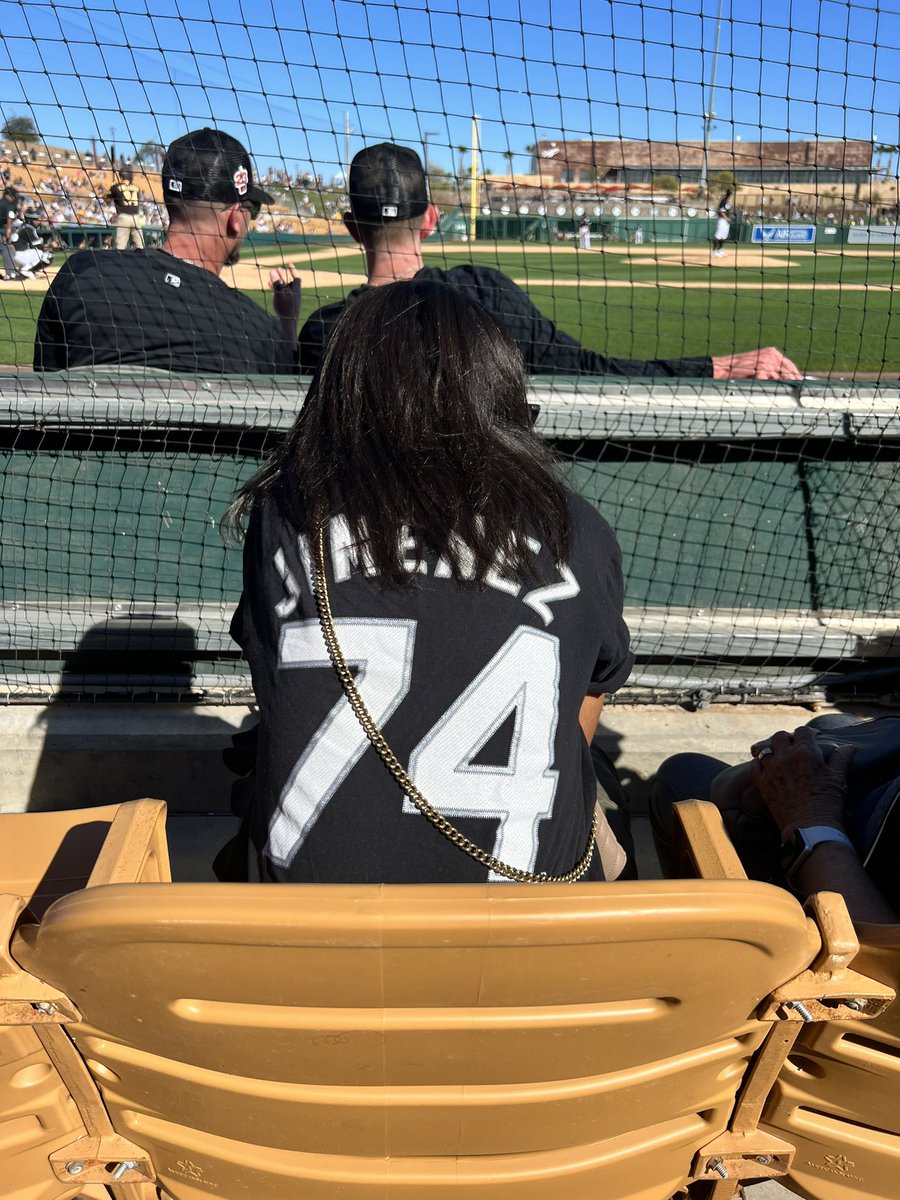 Finally baseball weather! #SpringTraining2023 #whitesox