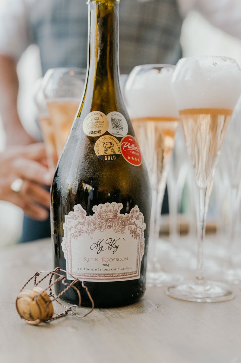 KleinRoosboom's tweet photo. @KleinRoosboom  recently launched a flagship Cap Classique range that represents a new milestone for this family owned winery.
  https://t.co/UYa71LYbuL

#capclassique #CapeTown #capetownsbestkeptsecret https://t.co/20kyahPGkf