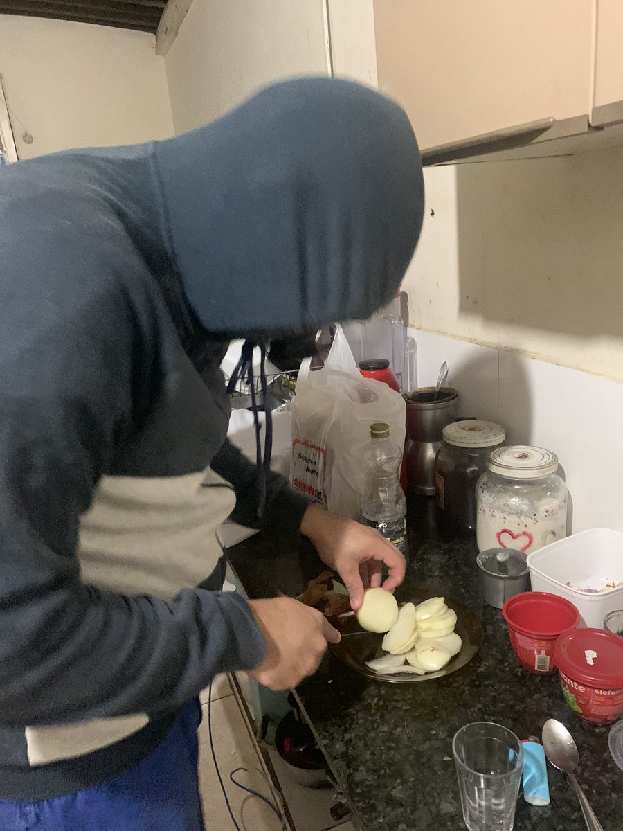 bras_david's tweet photo. Quando seu namorado tá preparado pra as provações da vida https://t.co/QYo4t4KTaA