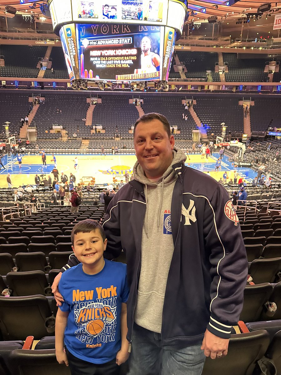 thedoo15's tweet photo. #NYK https://t.co/JEIRpNyLoE