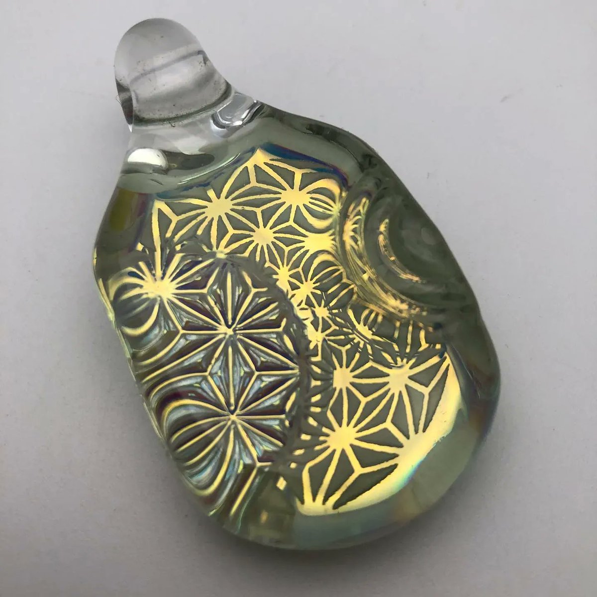 Glass art is a medium that can transform ordinary materials into extraordinary works of art. 

Launch happening in 19 days! Are you ready?
Sign up now for a gift and exclusive notifications! Link in bio 🏹  <a href="/glasspendantcom/">GlassPendant.com</a>

#glass #art #glassart #heady #headyglass #pendant