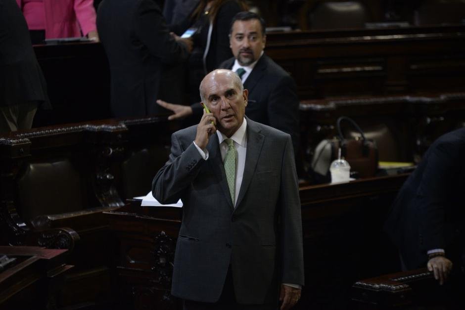 🗳 ELECCIONES 2023 ⎮ Diputado Mario Taracena, abandona partido VOS y los llama “traidores”

Un puesto parece ser la manzana de la discordia entre los políticos.

Más detalles: bit.ly/3ZcVW1s