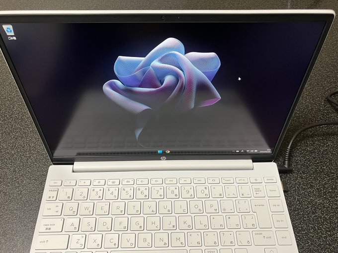 重さ957gで軽い！】日本HP製の軽量Windows11パソコンを購入して