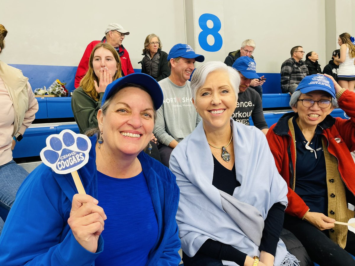 marilynhuertART's tweet photo. We, the College of Education, Health &amp; Human Services showed up w/cougar blue-spirit today, &amp;rooted for all of our cougars, especially our #Kinesiology students - Tatum Tamashiro, Kate Carlson, Shasta Parker &amp;Chase Bowsher! @CEHHS_CSUSM @CSUSM_WBB @CSUSM_MBB @CSUSMcougars @csusm https://t.co/nzlzphY8GA