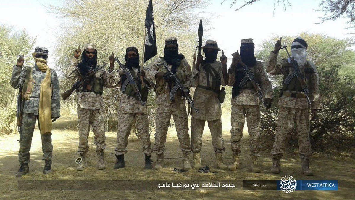Safarnejad_IR's tweet photo. ISIS kills 70 army soldiers &amp; wounds dozens in a terrorist attack in Burkina Faso. https://t.co/hJnUzjSkf1