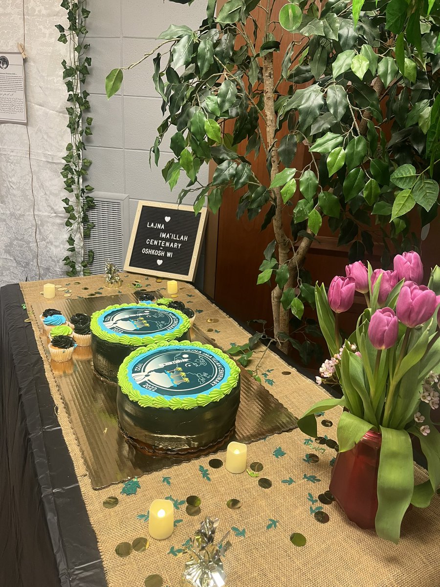 fareehahmad's tweet photo. had so much fun decorating for our celebration of 100 years of lajna! #lajnacentenary 🧵 https://t.co/zhHxMRrkjR