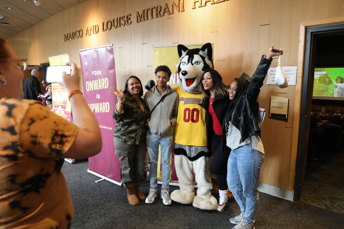 BloomUAdmission's tweet photo. THANK YOU to all the Future Huskies who joined us on campus today for the Accepted Decision Day!
#FutureHusky #BloomBound https://t.co/PxMs3FidgQ