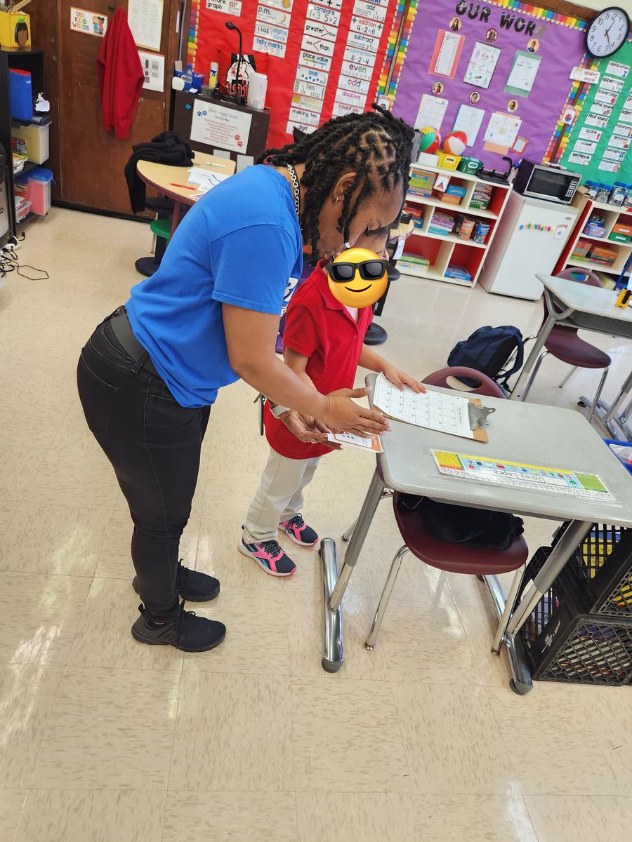 BetsyRossElem's tweet image. #FractionFun in Mrs. Wheaton and Ms. Frazier&apos;s SLL class this week. Our scholars enjoyed a scavenger hunt completing the fraction task cards. @AhmeshaG @EmilyMe10531515 @Tareese8 @HISDElementary2 @HISDSPED