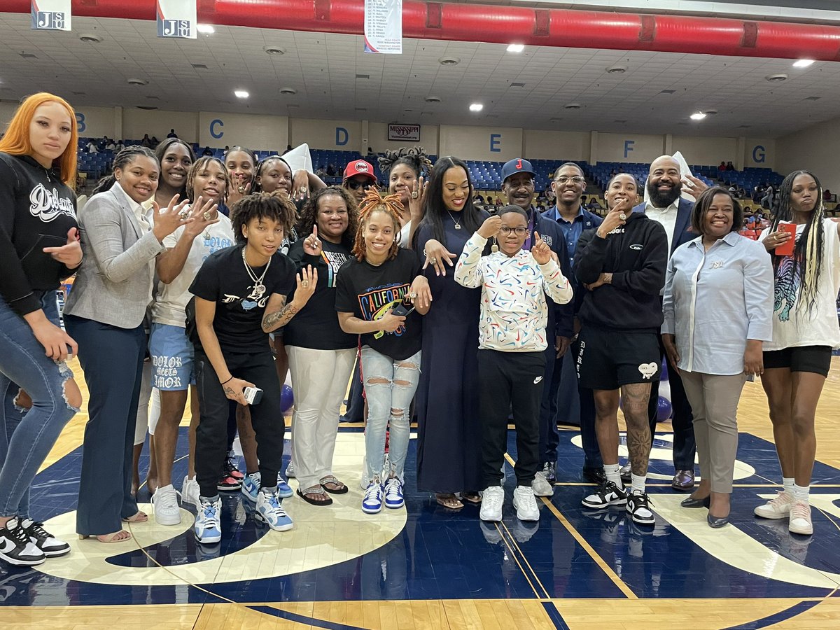 Joe Cook tweet media