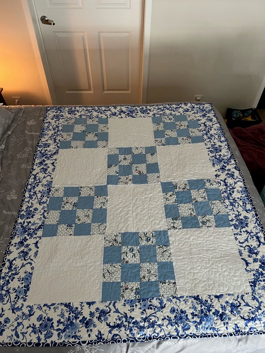 SamanthaSoude19's tweet photo. Excited to share the latest addition to my #etsy shop: Blue Patch Quilt, lap quilt, throw quilt, baby quilt https://t.co/xQMChDLwyo #blue #white #floral #kid #cotton #quilt #lapquilt #throwquilt #flannel https://t.co/nZiheI4Z7s