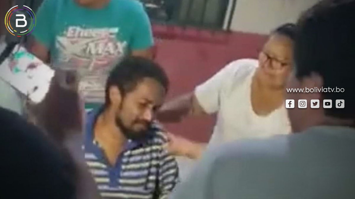 Canal_BoliviaTV's tweet photo. #Último🔴|
Después de 31 días encuentran con vida a Jhonatan Acosta Abuid, personas que se encontraba desaparecido en la población de #Baures, #Beni.
Periodista: Maricruz Fernández BTV https://t.co/XFBwWE9JS1