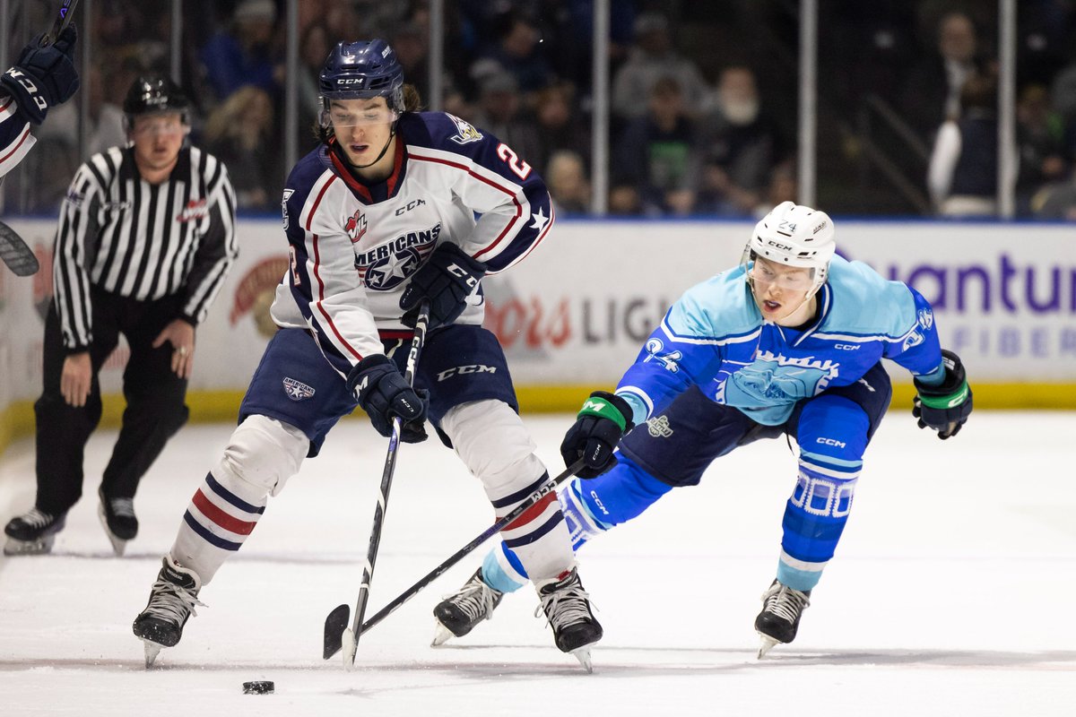wolter_liz's tweet photo. Our @SeattleTbirds showed the @TCAmericans no love, as they donned their Valentine's Day jerseys in a 6-1 blowout victory (2/24/23). Shot for @CirclingSports with writing by @chamaker23
#BestInTheWest #SeattleThunderbirds #Thunderbirds #WHL #SeattleHockey #TCAmericans #TCAms https://t.co/7sxPE4oMmY