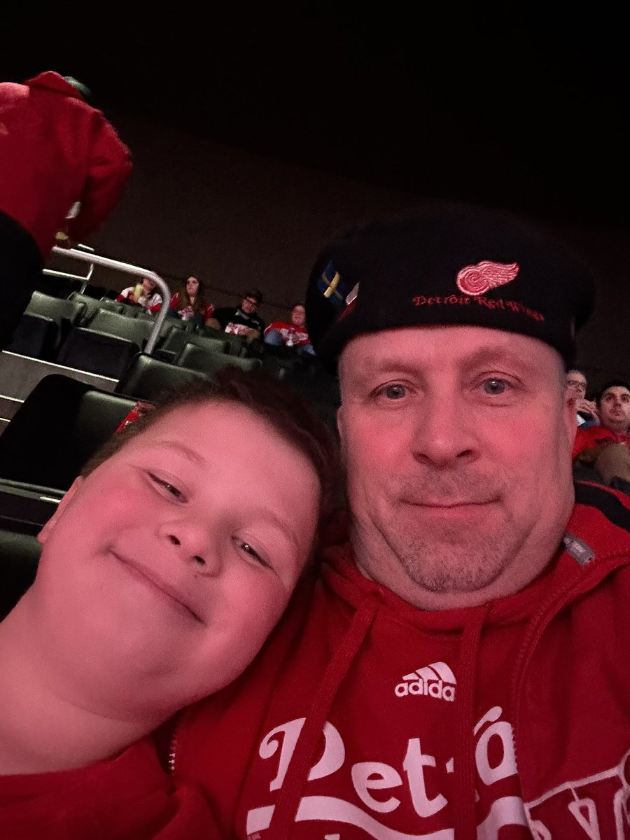 James Kokenyesdi tweet media