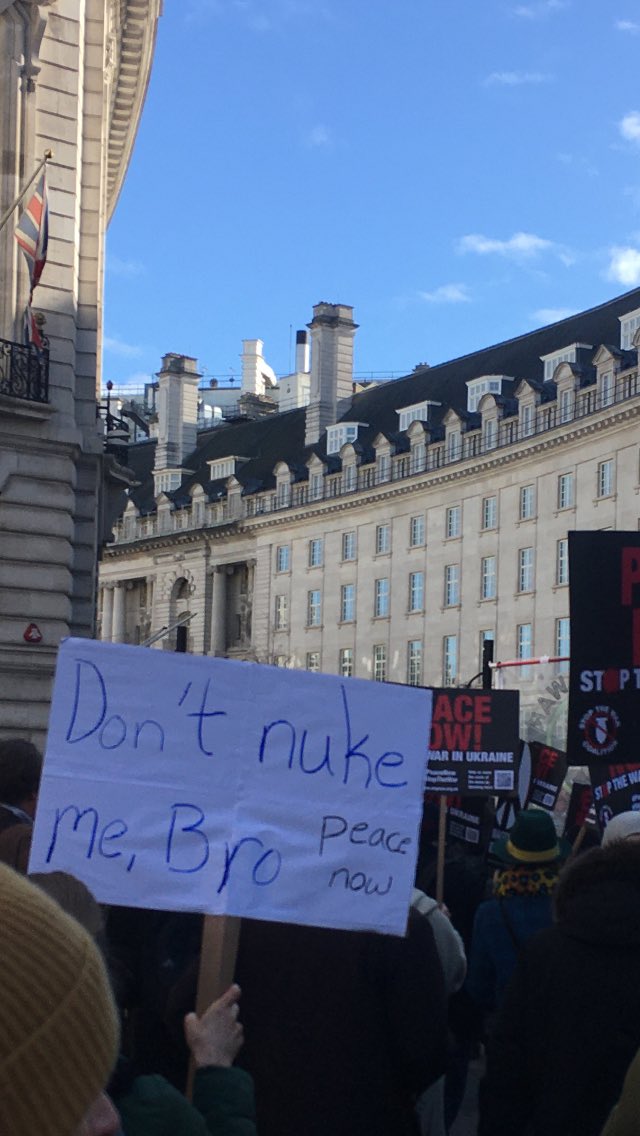 Jeninnit's tweet photo. On way to Trafalgar Square earlier today #StopTheWar #Europeforpeace @CNDuk @STWuk https://t.co/UHmyYahYM1