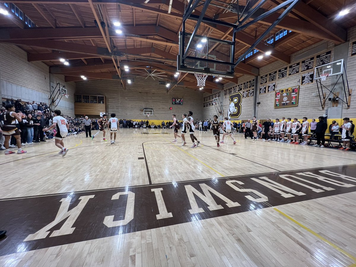 Coach_Wayne55's tweet photo. Congratulation to @wick_basketball on winning the FAA Championship!a

It was pretty awesome to see 4 @WickFootball_20 players on the court at once! 

That’s 2 championships for a few of our #MultiSportAthletes this year! https://t.co/HfHefm6Inm