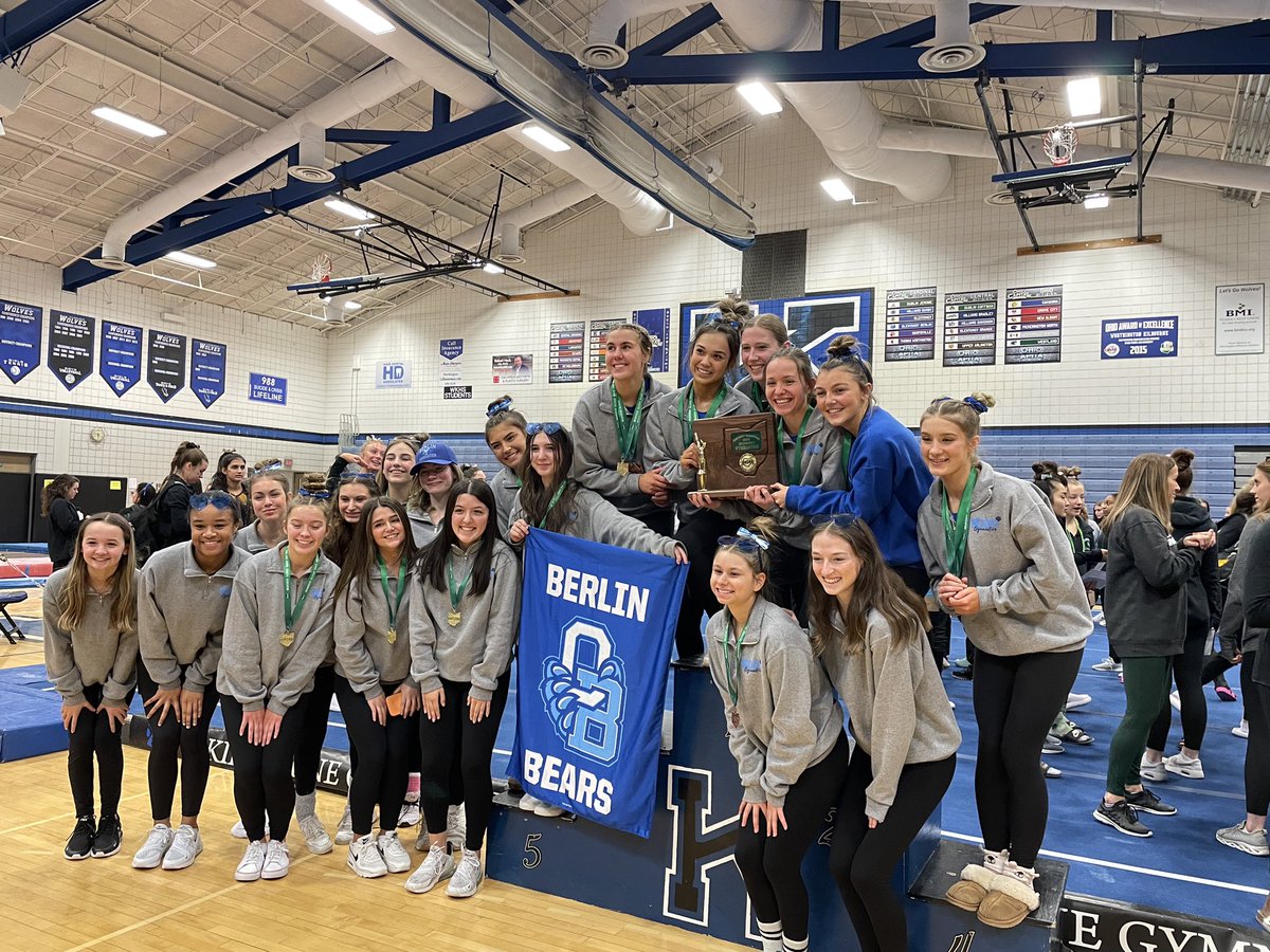 Todd_spinner's tweet photo. District champs… school and district record 148.85
#RecordBreakingDay🐻
@BerlinBears_SS @BerlinBearsGym @OHSAASports @OlentangySD @TWOlentangy @DispatchFrank @dp_dispatch https://t.co/8W6wx4ono8