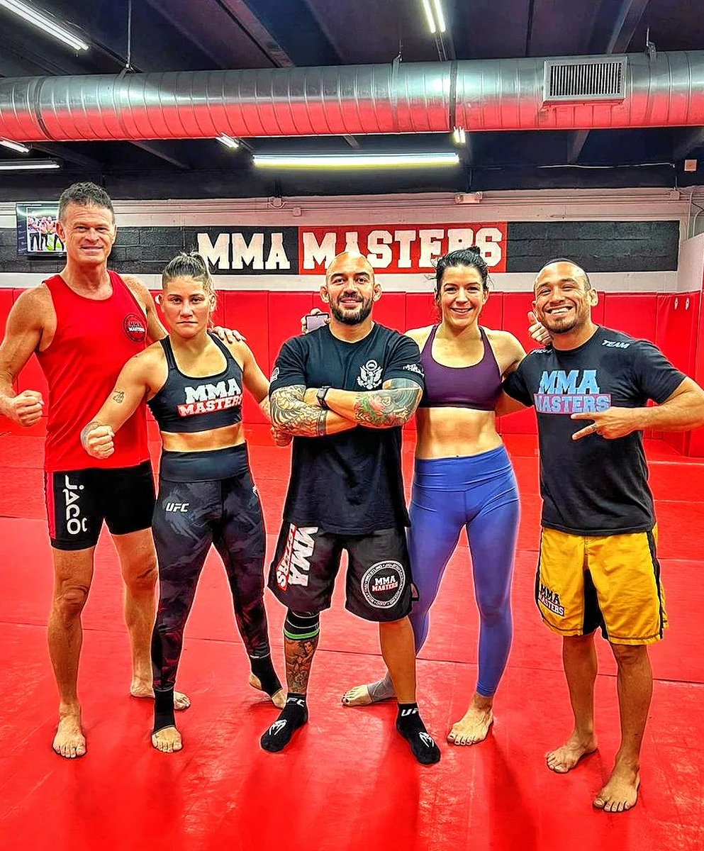 ana_analytics_'s tweet photo. Amazing training today
#teamwork #mmamasters 🔥
Great to have Priscila Cachoeira back. Her last opponent never showed up to fight, but next fight will be 🔥
#ufc 💪🚀🚀🚀 https://t.co/fe9br16j4V