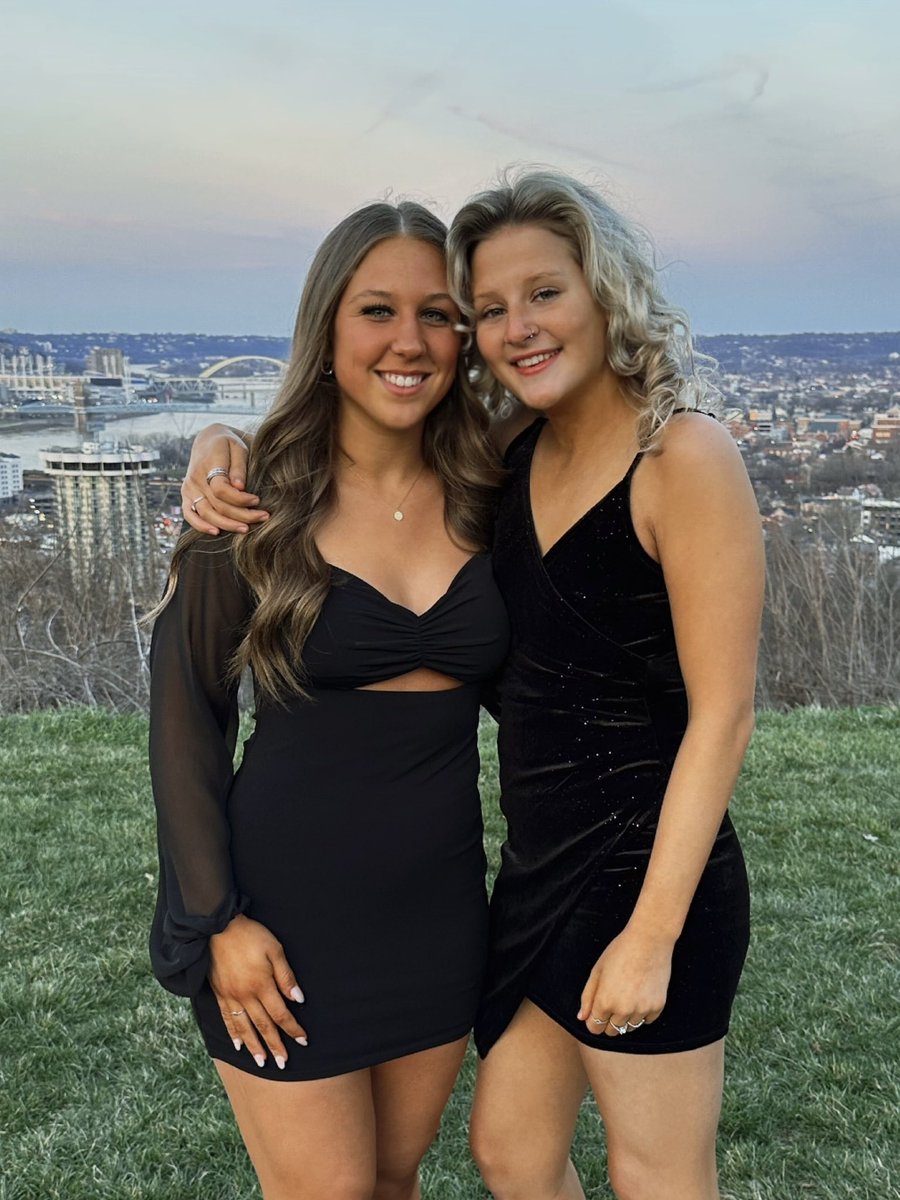 LaurenNMartin20's tweet photo. Dixie Sr. Dinner Dance & pics with some of Favorite Seniors #ClassOf2023 #DixieHeights https://t.co/x40EgRQz8n