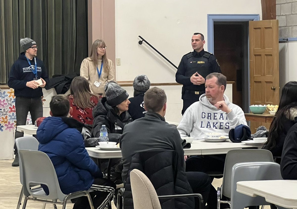 A huge Waterloo turnout tonight for @SHOWaterloo’s Coldest Night of the Year walk. 
Thank you all who donated, walked, prepared food & showed we care about our neighbours. ❤️
Ending homelessness requires a whole community response.  #supportivehousing #CNOY2023