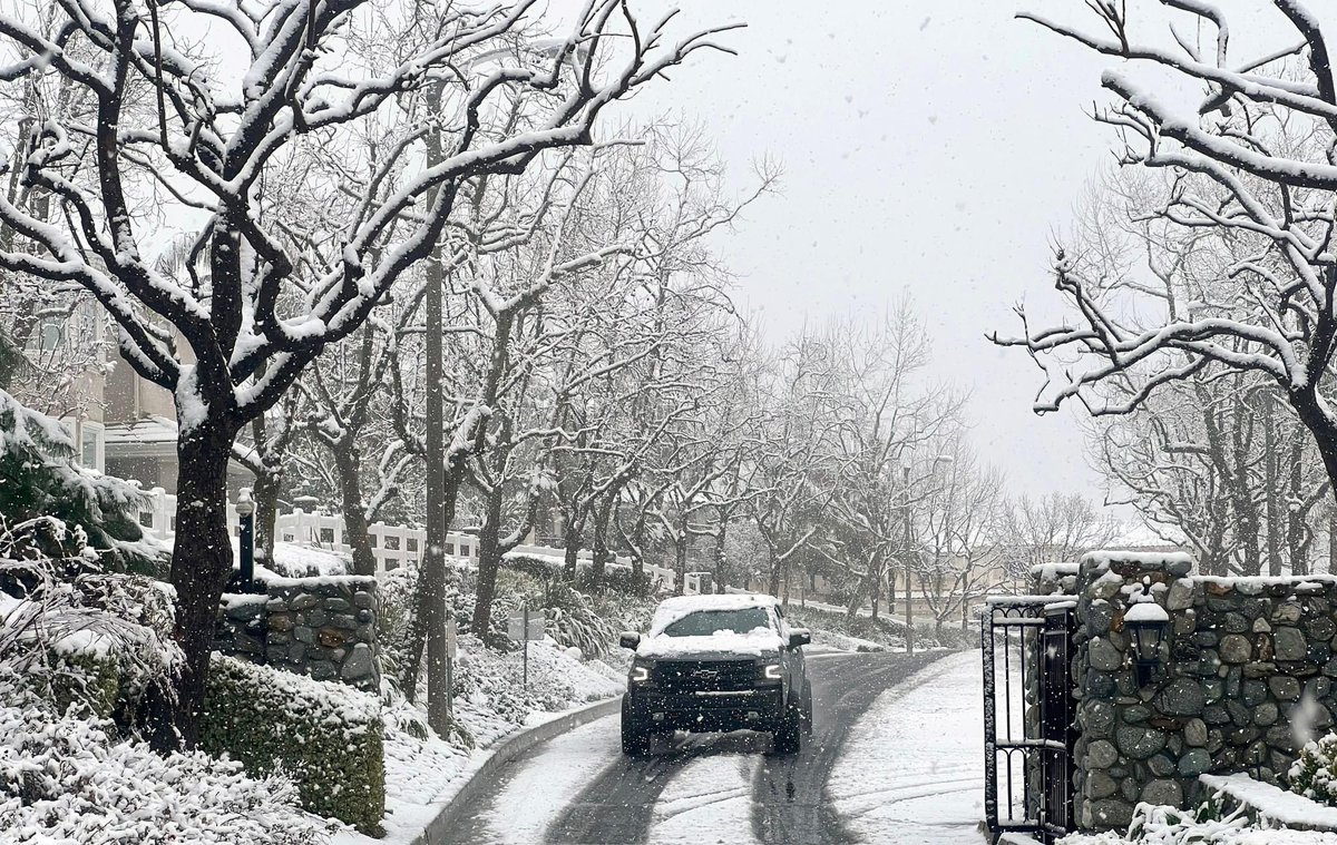 Crazy snow in Rancho Cucamonga today!