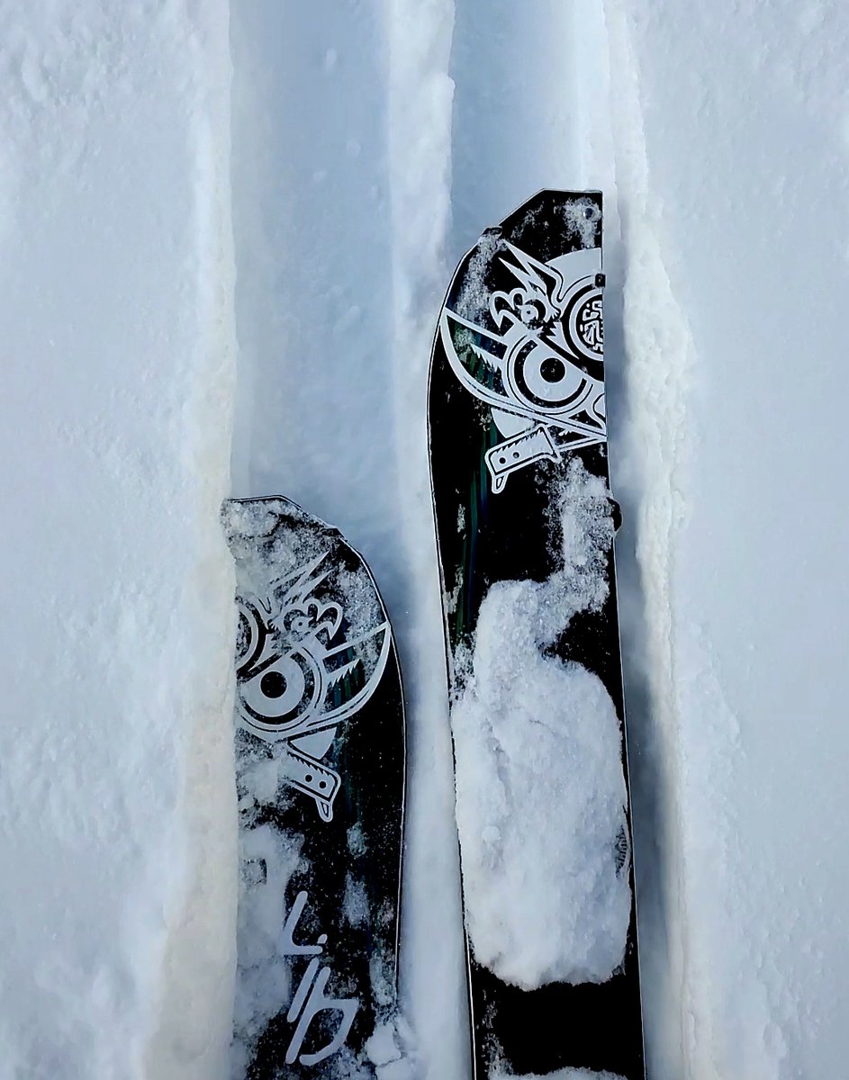 Próximamente nuevo material de nuestro GafetoTV Team Rider <a href="/pabs506/">pablo</a> representando 🇨🇷 #gafetotv #snowboard #costarica #centroamerica #pabs