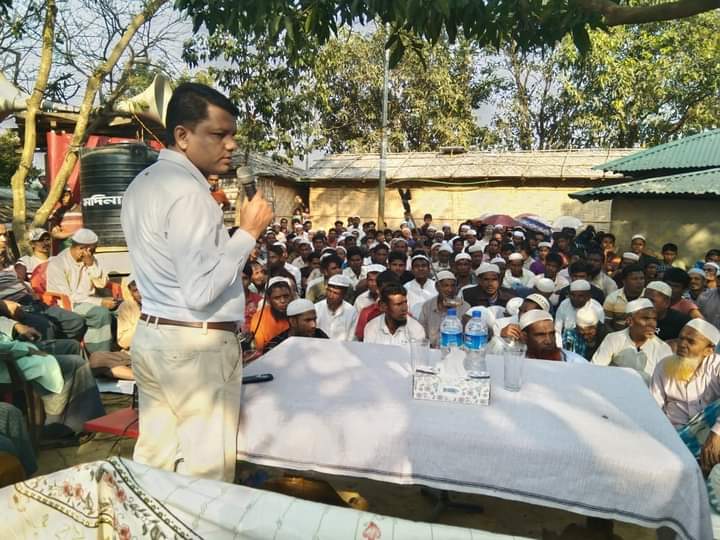 RHR_Asem's tweet photo. Inna Lillahi wa inna ilayhi raji'un

Mr Abdur Rohim is no more with us. He is the one who devoted to his time and efforts for Rohingya. He taught 12 years as a high school teacher in Alay Than Kyaw, southern Maungdaw. 
May Allah grant you a higher step in paradise. https://t.co/HjzFKZR4QR