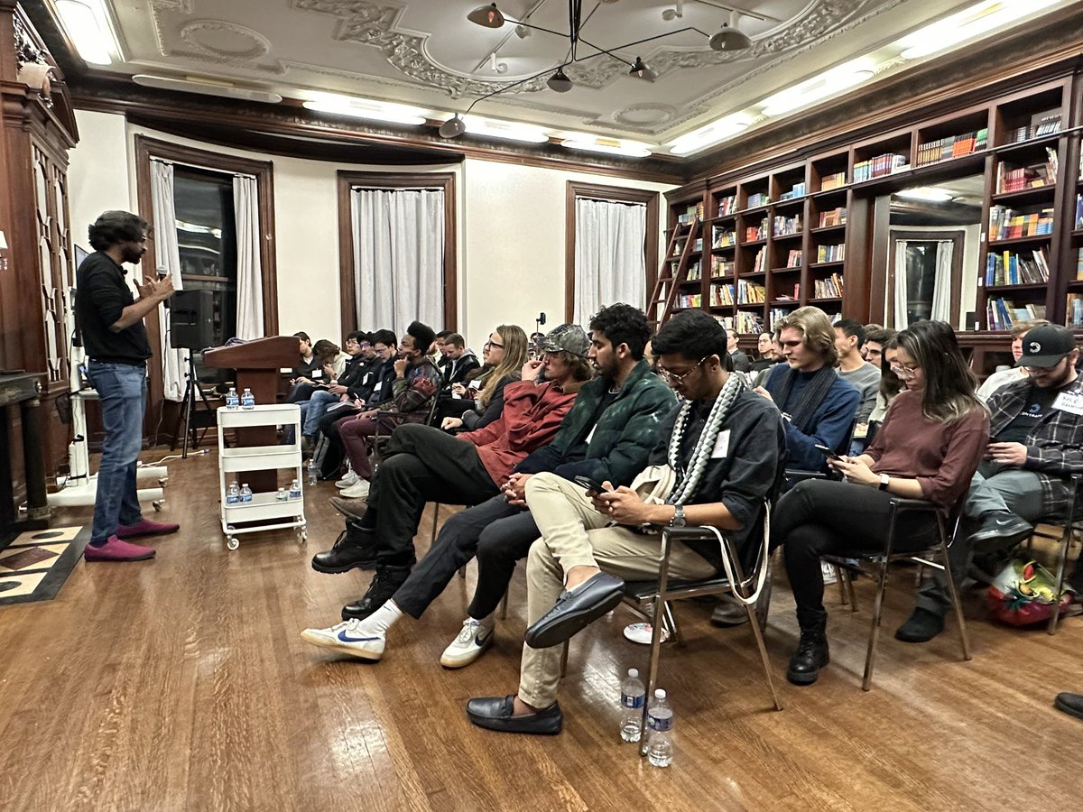 schlaf's tweet photo. The Thesis Conference by @every and @interintellect_ was phenomenal.

We need more small IRL gatherings of smart and generous people exchanging ideas. https://t.co/zOkK7mPxgS