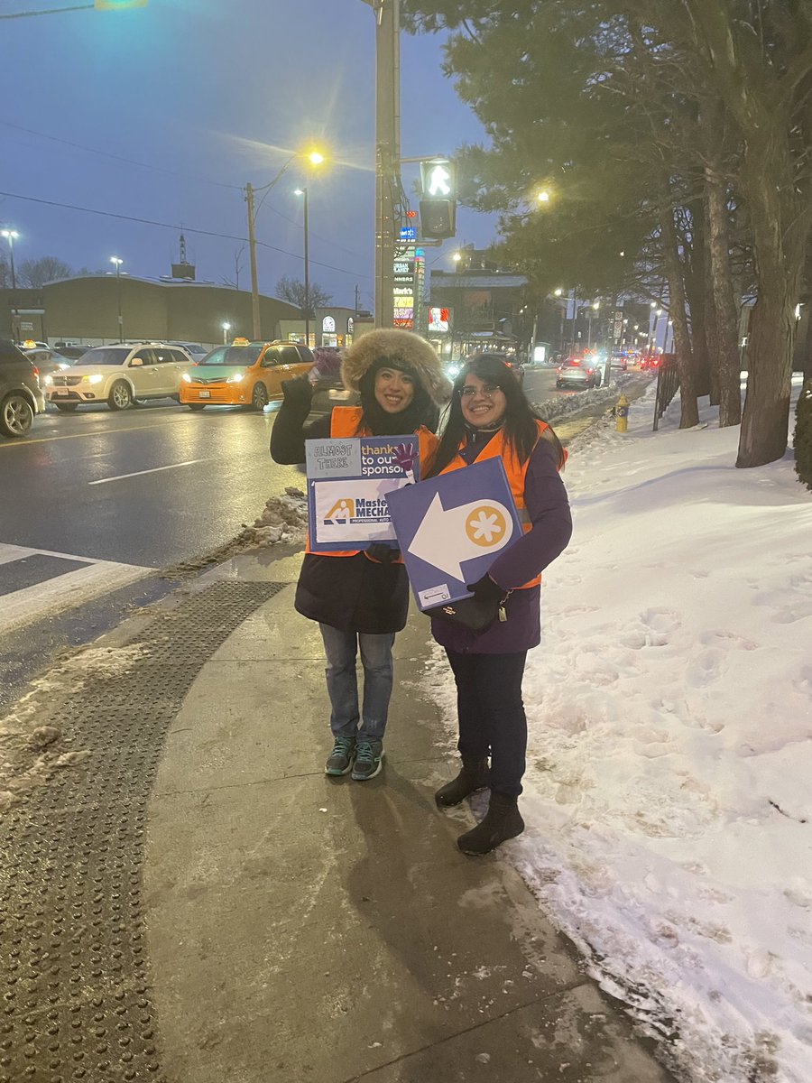 BaldPrincess_RJ's tweet photo. The world could use more warm hearts and warm homes 💕🏡💕@SisteringTO 
Thank you to all the volunteers and participants that made today such a success! Learn more: https://t.co/wNzrTEtL3g https://t.co/aoH365SGsE