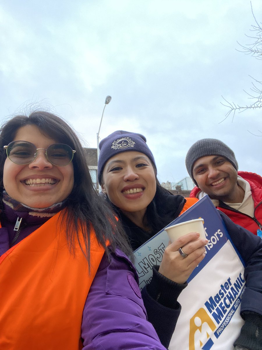 BaldPrincess_RJ's tweet photo. The world could use more warm hearts and warm homes 💕🏡💕@SisteringTO 
Thank you to all the volunteers and participants that made today such a success! Learn more: https://t.co/wNzrTEtL3g https://t.co/aoH365SGsE