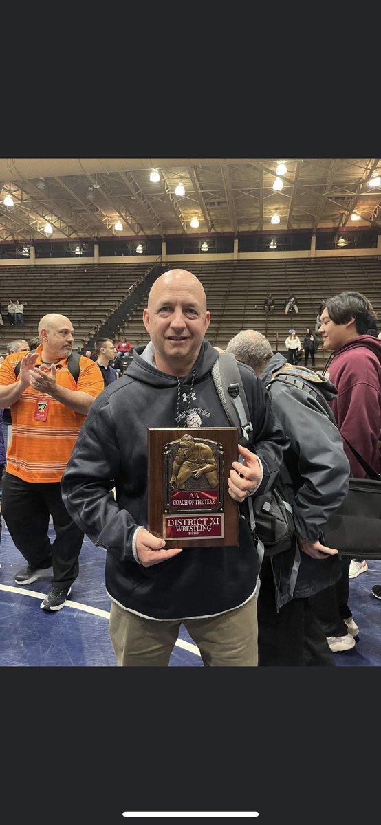 LASDAthletics's tweet photo. Congratulation to Coach Floyd Brown on being named the District XI AA Coach of the year!! https://t.co/pVn7WiXAPq