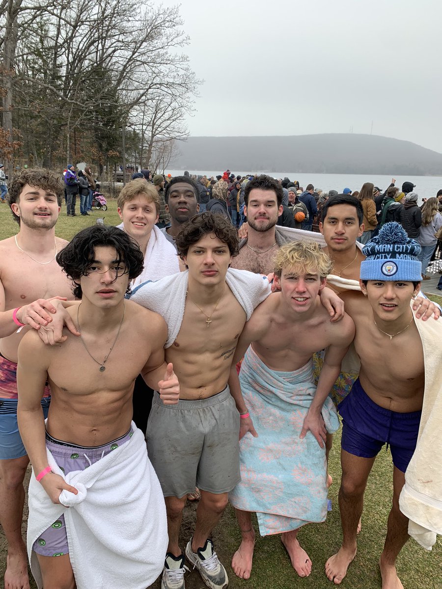 frostburgsoccer's tweet photo. The boys doing the Dunk!  Helped raise close to $1,000 for the Special Olympics @FSUBobcatPride @frostburgsports #icebath @SpecialOlympics https://t.co/w0iNax14bt