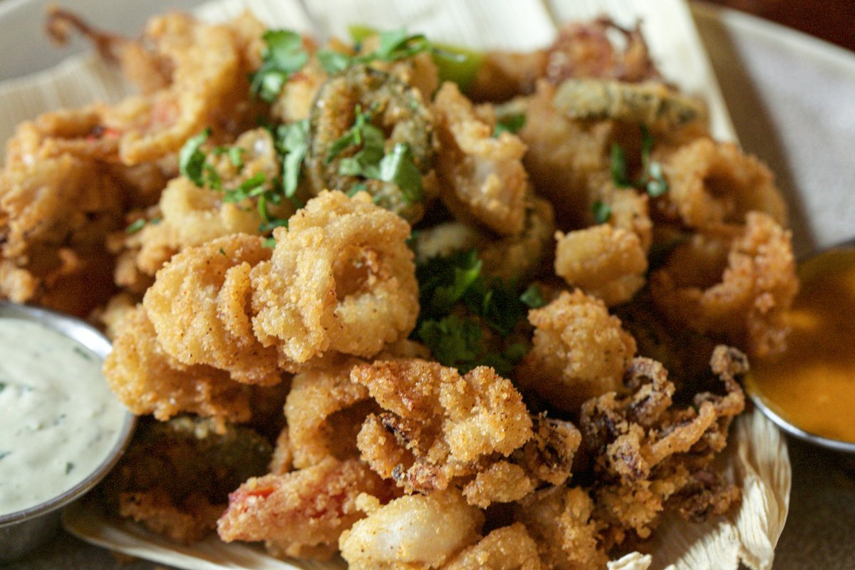 MatadorRest's tweet image. Seafood lovers, this ones for you! Stop in this Saturday and try our seasonal Masa Battered Calamari, at the Matador.