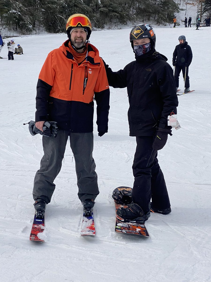 Sarcasm_____INC's tweet photo. Great day on the bunny slopes. #SwitchItUpSaturday my Cuzo killed it on a board. He was better than me on my first day. https://t.co/KiimbgruVk