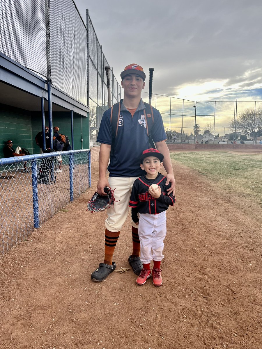 Manny Estrada (@mestrada_rhs) on Twitter photo #5 with his first HR of the season. He went yard at ELDO. Team playing well. 3-1 in the tournament. Only loss to a very good AHS ⚾️ team. <a href="/AdrianEstrada55/">Adrian Estrada</a> #riverside4ever #5 with his first HR of the season. He went yard at ELDO. Team playing well. 3-1 in the tournament. Only loss to a very good AHS ⚾️ team. <a href="/AdrianEstrada55/">Adrian Estrada</a> #riverside4ever