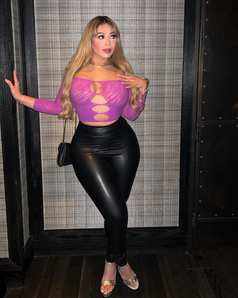 Latina Barbie ️ on Twitter: "pur"