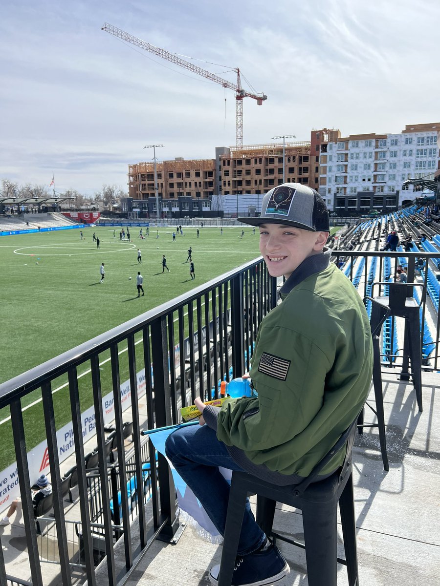 SaradaC76's tweet image. Season ticket member, exhibition game today with meet &amp;amp; greet with the players at @SwitchbacksFC ! ⚽️🏟️🥅
Anthony Perez! #CumulusMedia