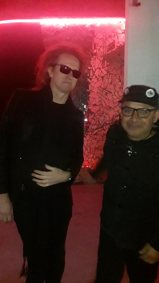 angelruiztj's tweet photo. Cuando en los 90 escuchaba el emblemático álbum "Rise" de Nosferatu, no sabía que en el futuro conversaría en Tijuana con Louis DeWray, el vocalista de ese entonces (1991-1993), ahora con The Nosferatu (2019 a la fecha) https://t.co/ZJTxUQaJoY