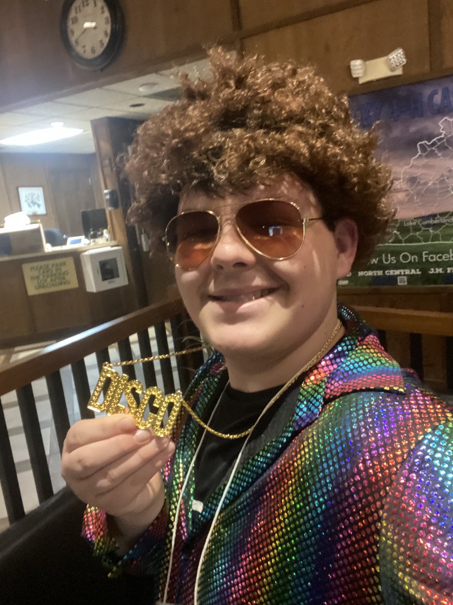 Twitter rate the fit for disco night #ratethefit